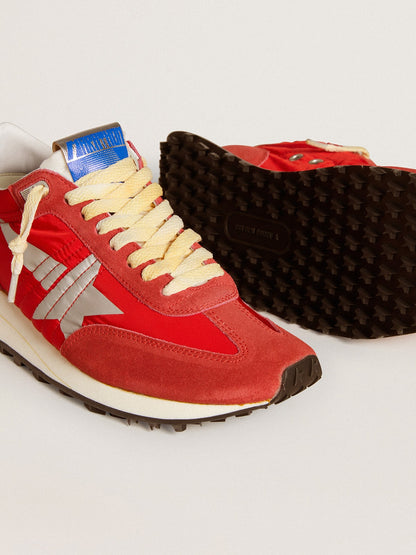 Super-Star con tomaia in rosso e stella argento